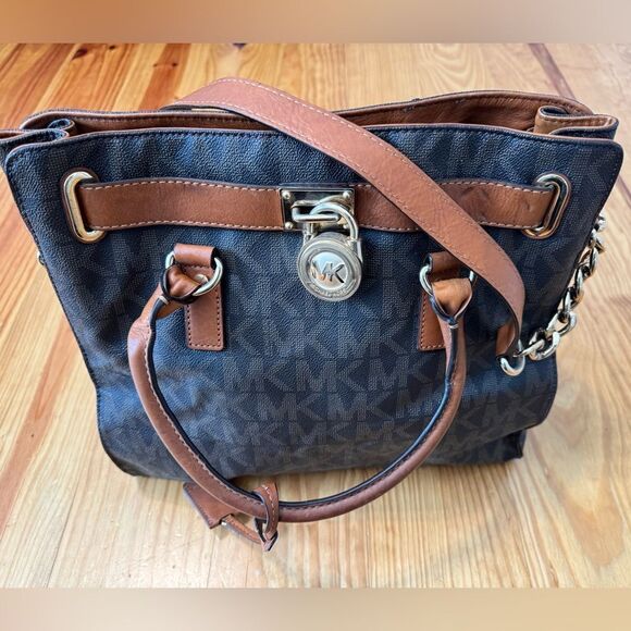 Michael Kors Hamilton Monogram Lock Gold Chain Bag Signature Large Satchel Purse - Picture 2 of 16